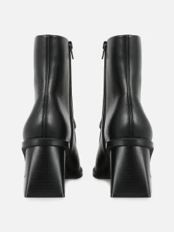 Femme Primark Bottes|Bottes à Talons Carrés Et Détail Chaîne Rita Ora